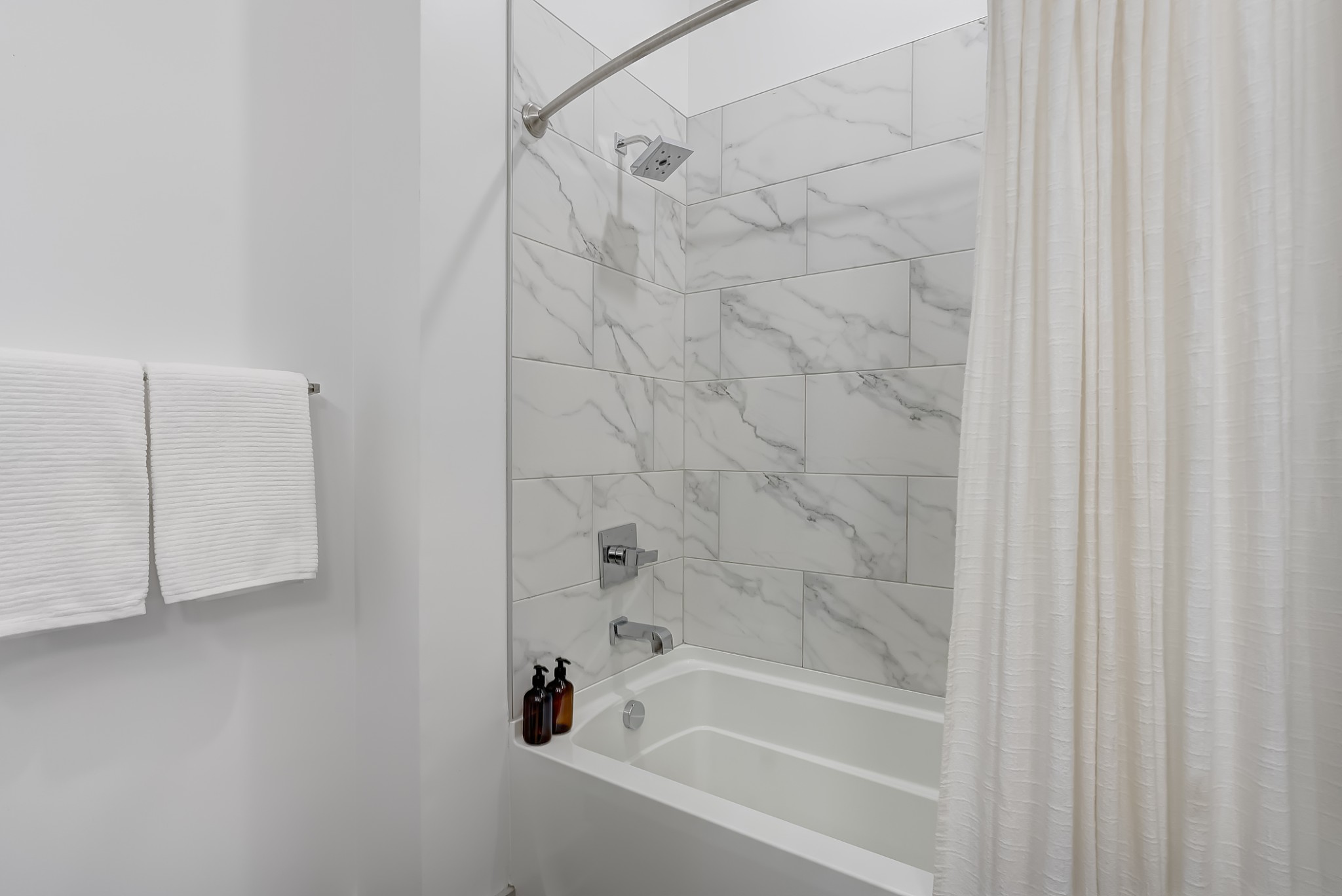542 Southgate Ave Unit: 104