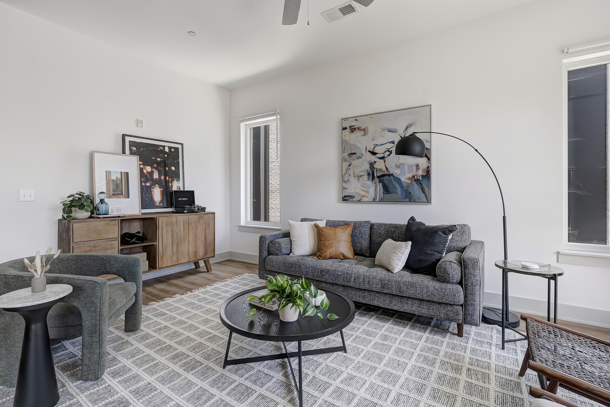 542 Southgate Ave Unit: 104