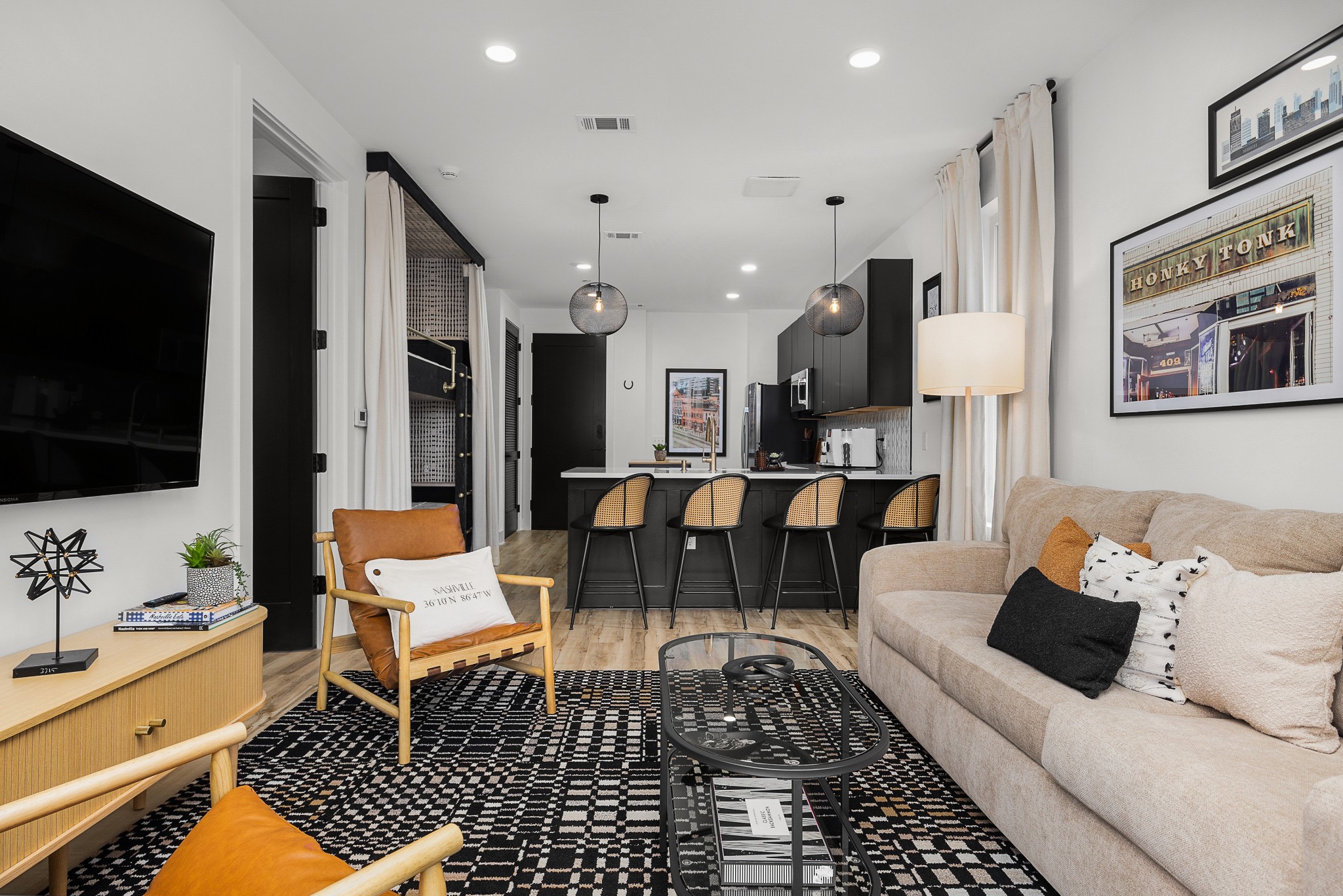 245 Hermitage Ave Unit: 401