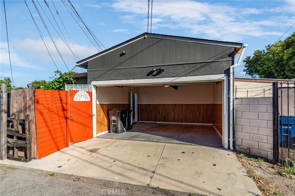 5817 E Olympic Boulevard