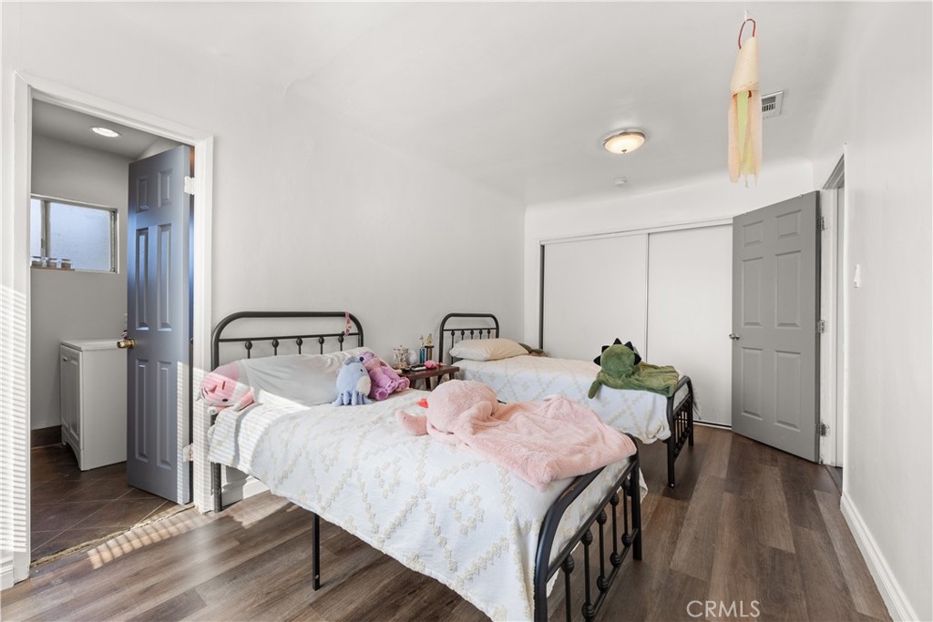 3630 E Josephine Court