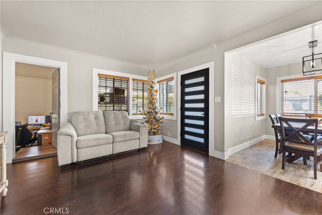 3630 E Josephine Court