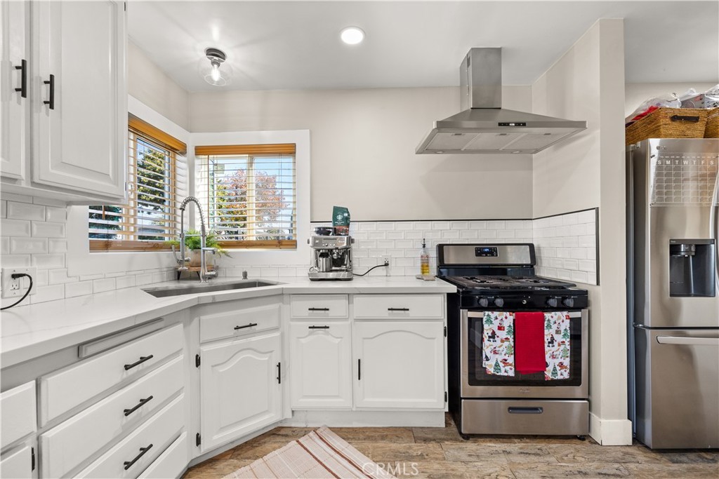 3630 E Josephine Court