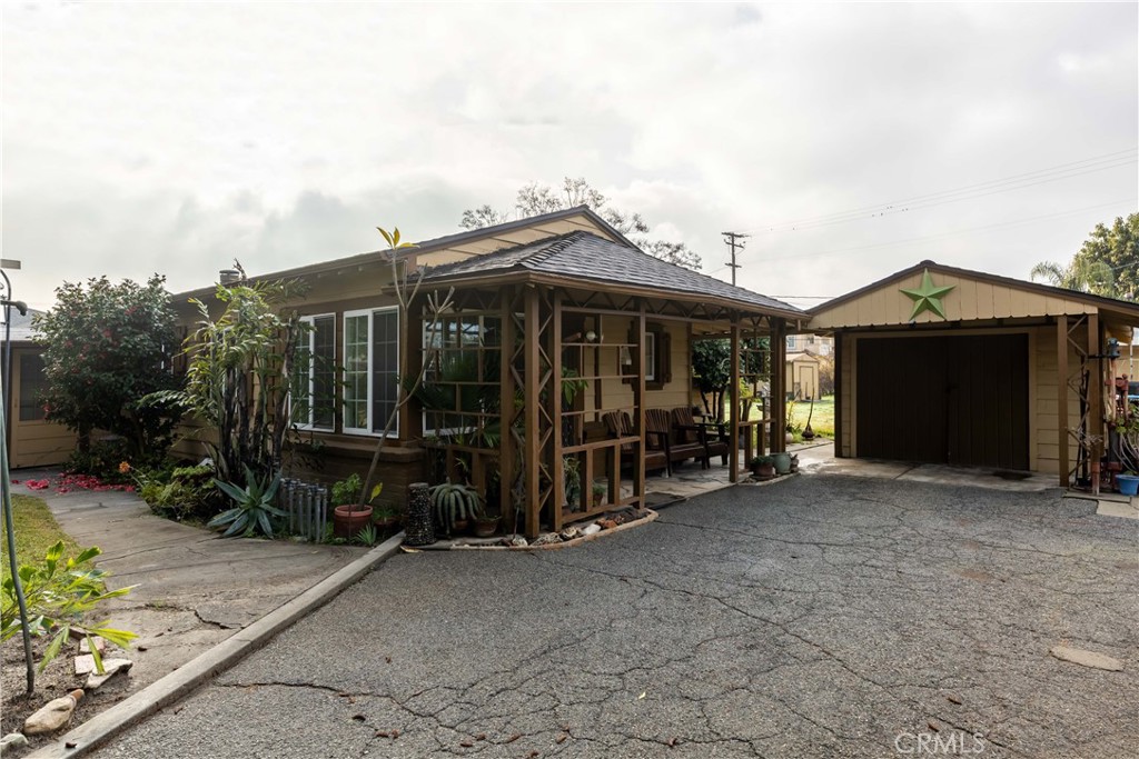 12148 Hallwood Drive