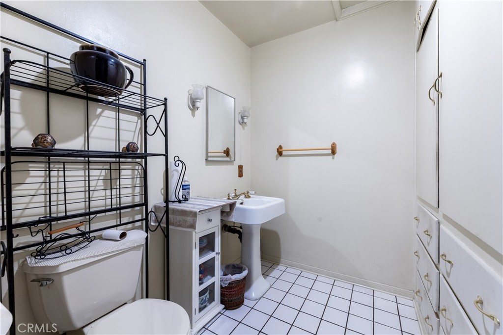 12148 Hallwood Drive