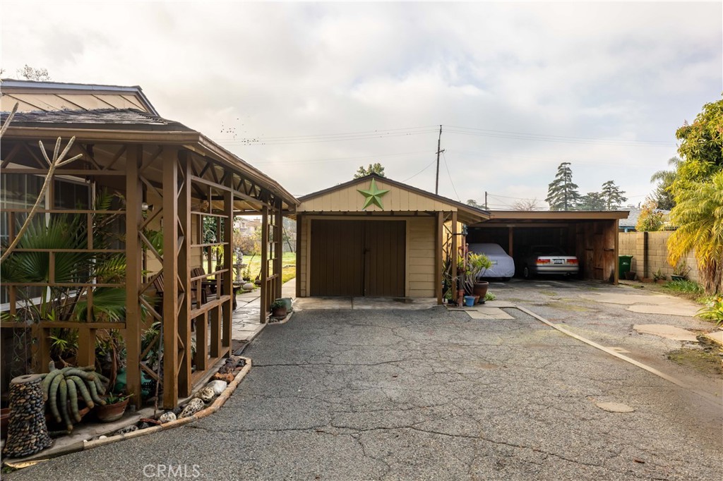 12148 Hallwood Drive