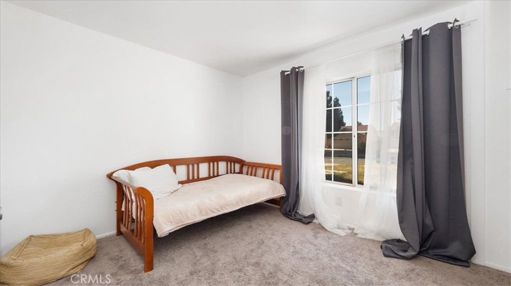 10738 Plainfield Street E