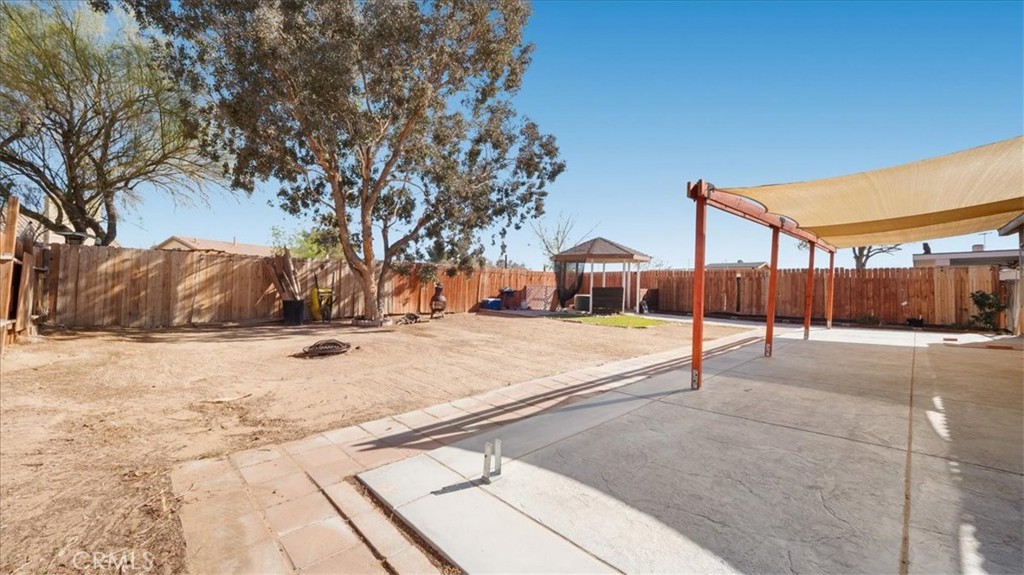 10738 Plainfield Street E