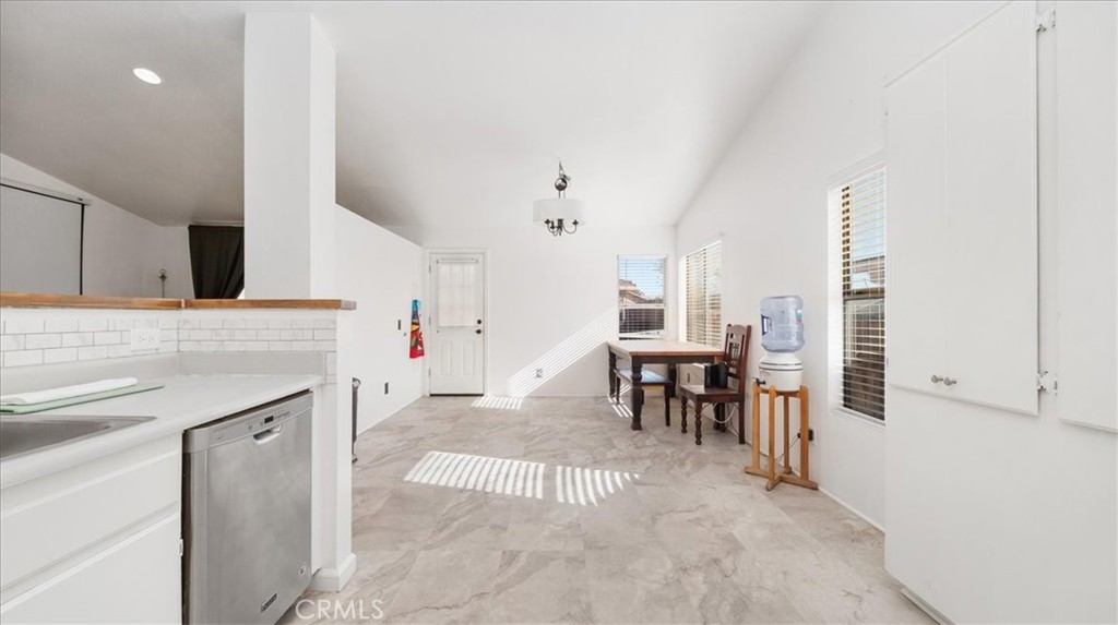 10738 Plainfield Street E