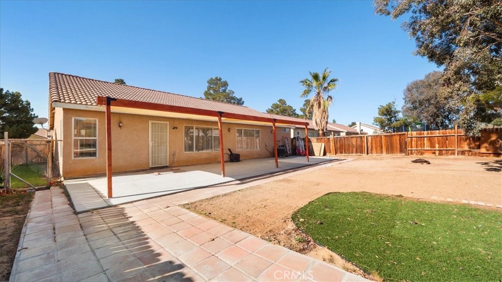 10738 Plainfield Street E