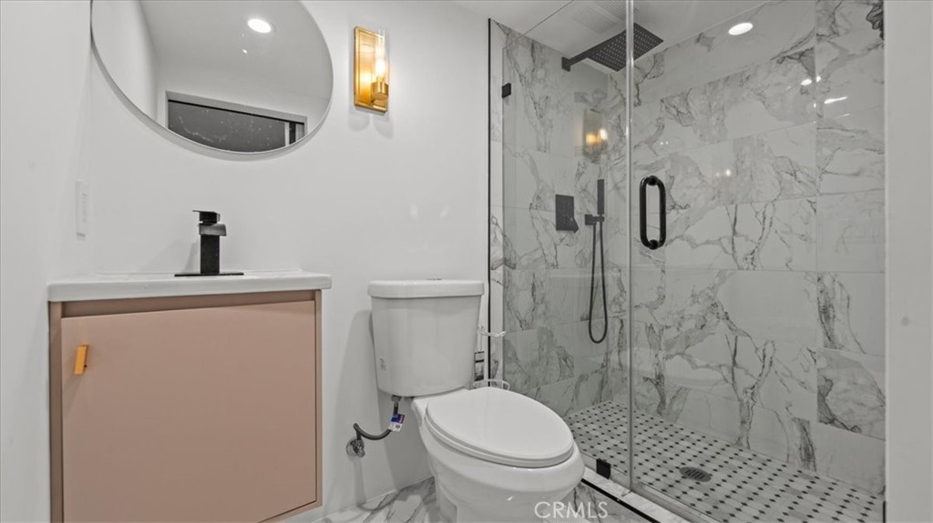 4731 W El Segundo