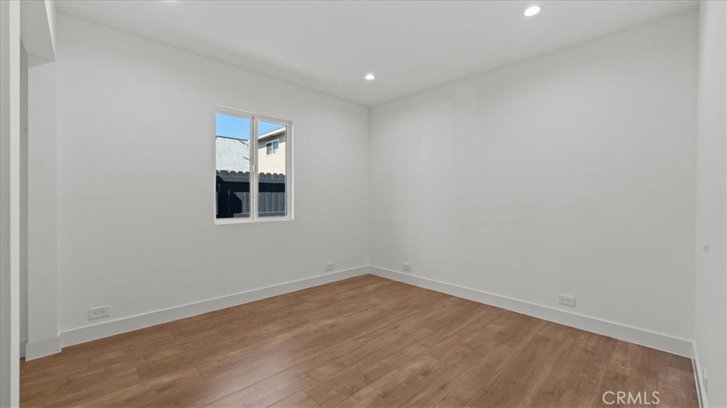 4731 W El Segundo