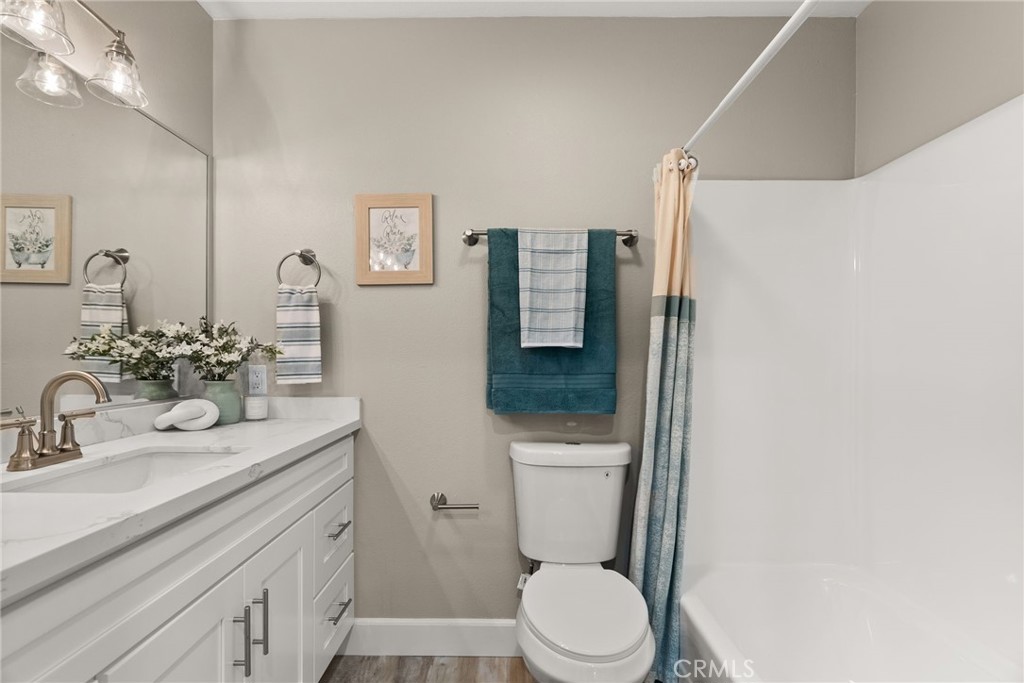 1834 N Solano Avenue