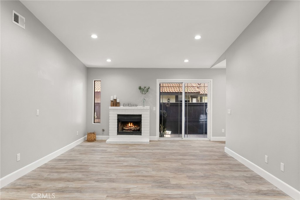 1834 N Solano Avenue