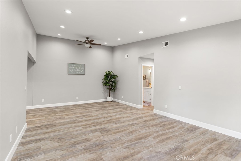 1834 N Solano Avenue