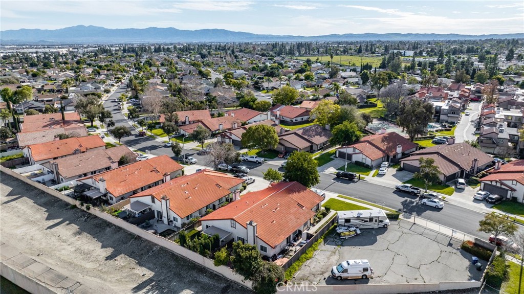 1834 N Solano Avenue