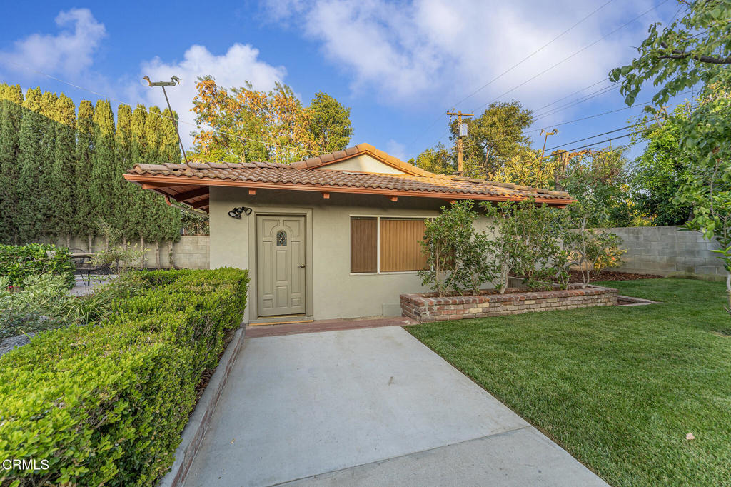 2820 San Pasqual Street