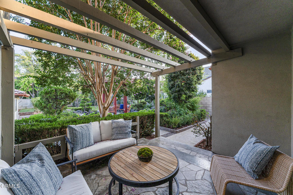 2820 San Pasqual Street