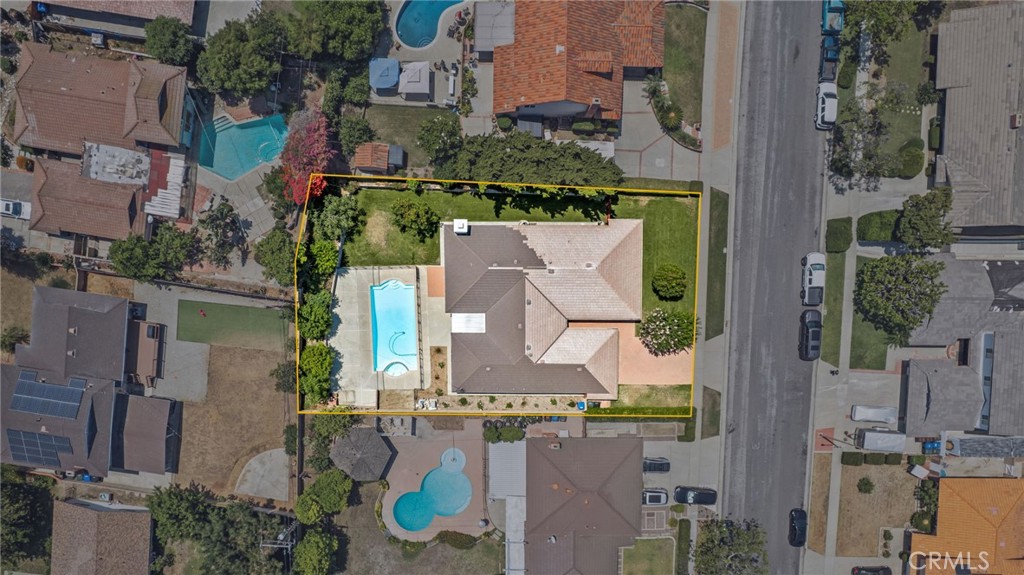 15454 Facilidad Street