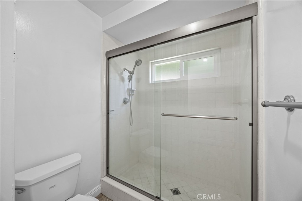 15454 Facilidad Street