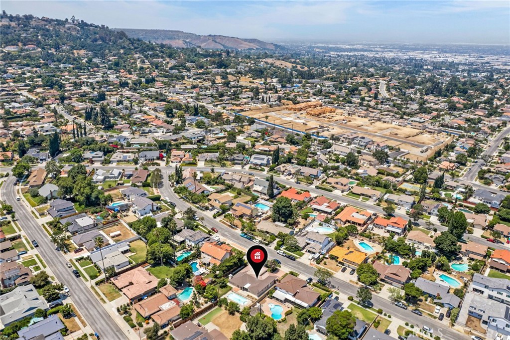 15454 Facilidad Street