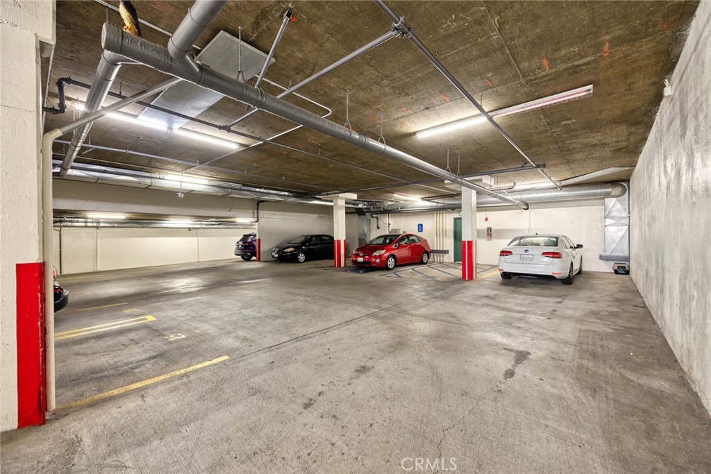 155 N Raymond Avenue