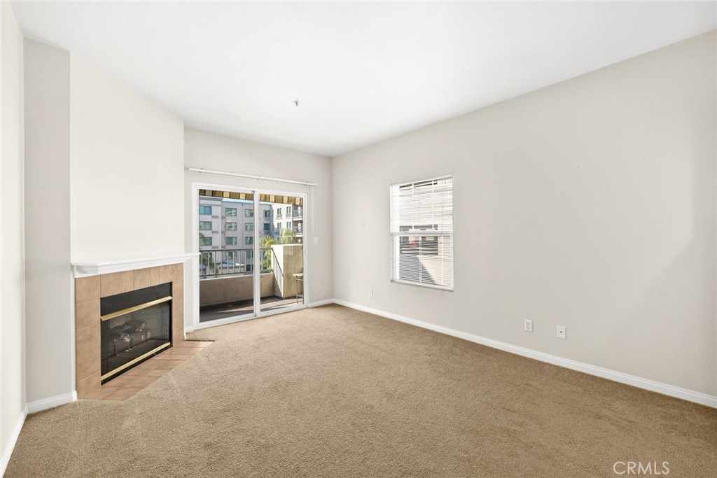 155 N Raymond Avenue