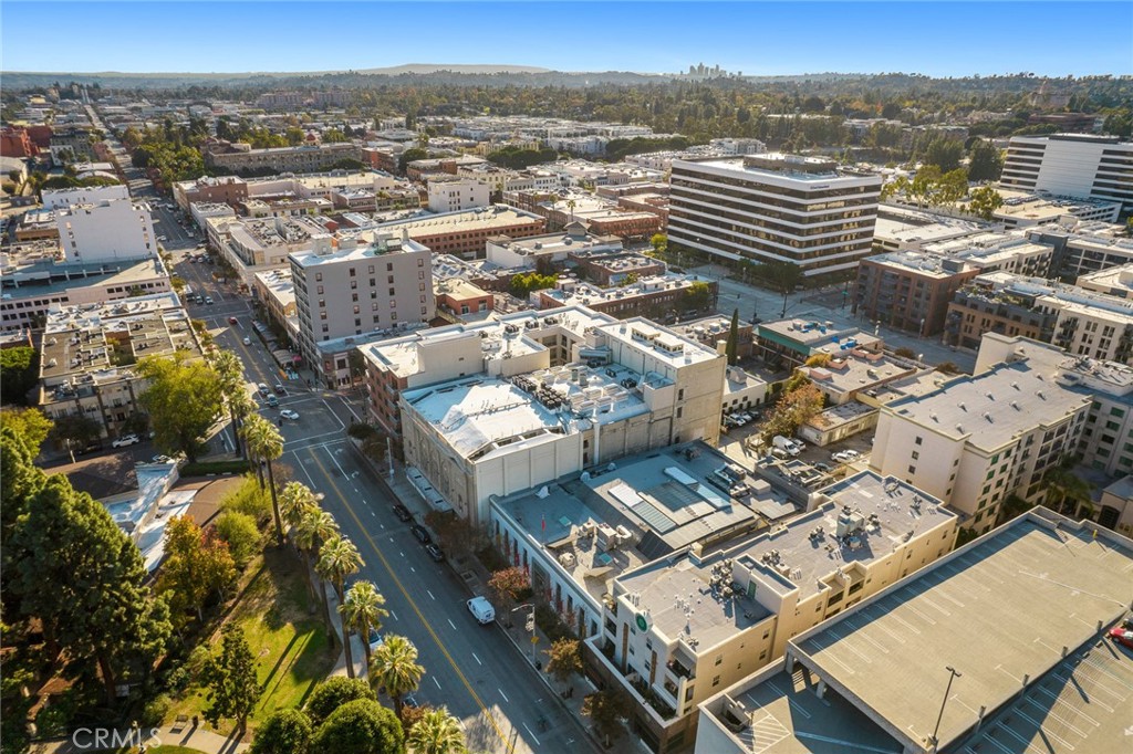 155 N Raymond Avenue