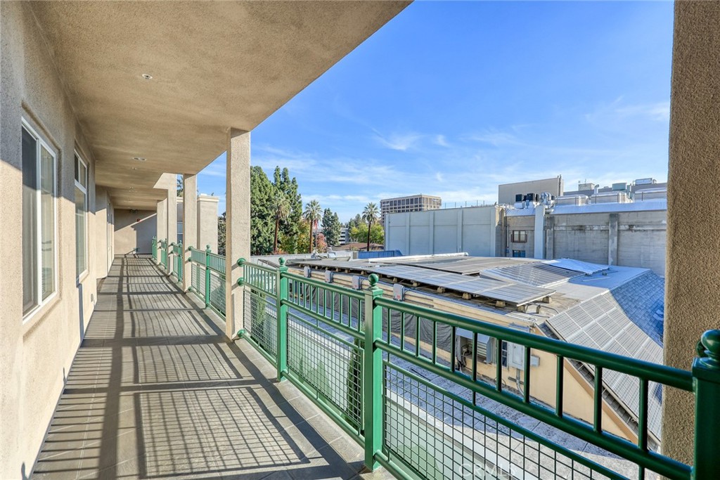 155 N Raymond Avenue