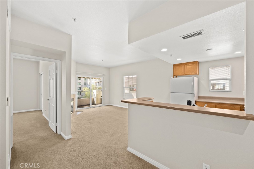 155 N Raymond Avenue