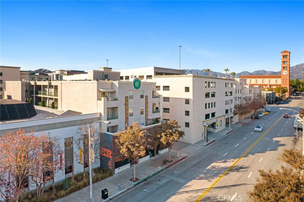 155 N Raymond Avenue