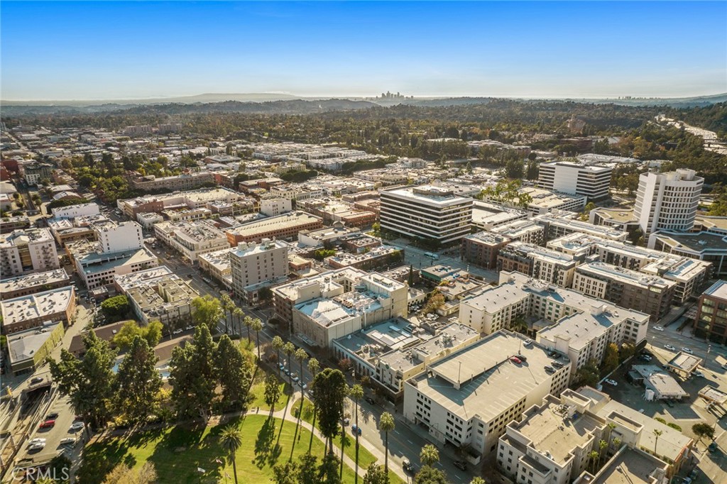 155 N Raymond Avenue