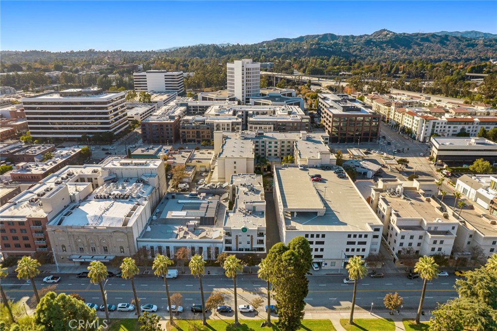 155 N Raymond Avenue