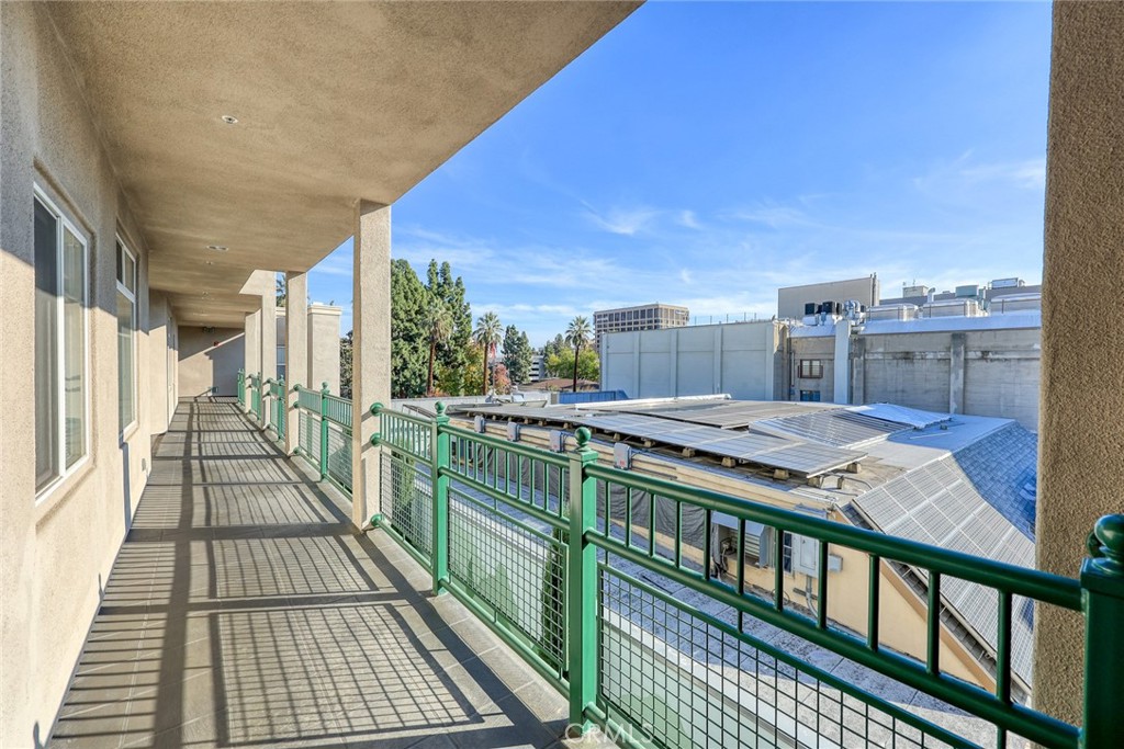 155 N Raymond Avenue