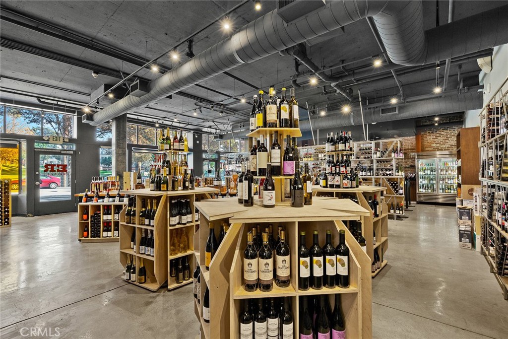 155 N Raymond Avenue