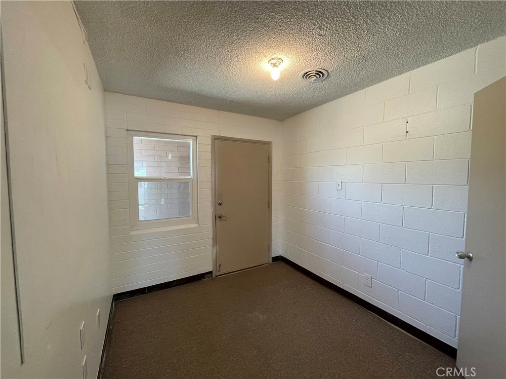 180 W Live Oak Avenue