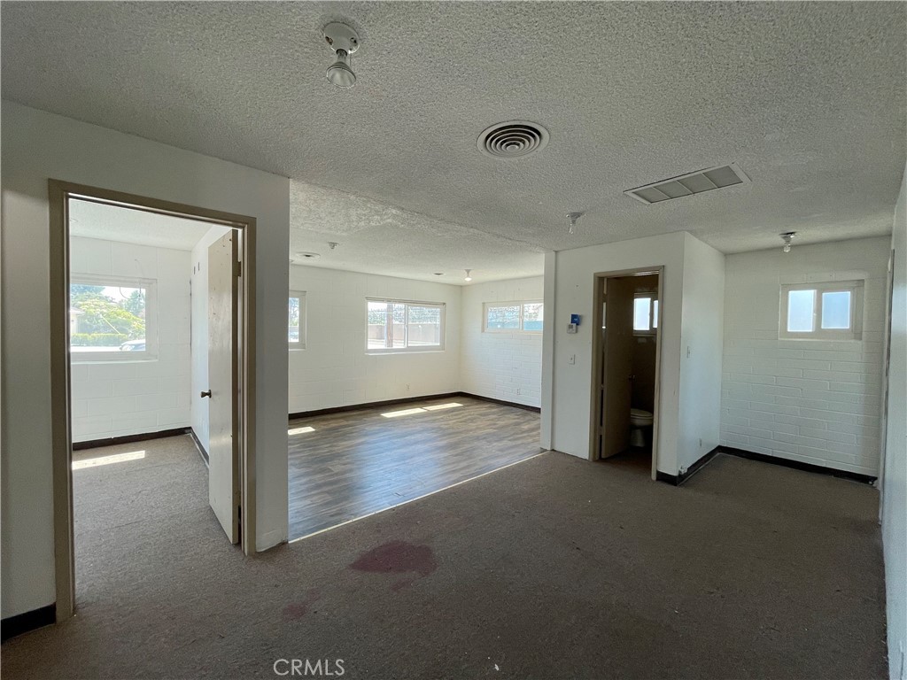 180 W Live Oak Avenue