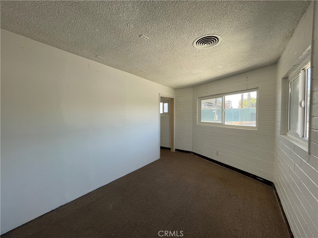 180 W Live Oak Avenue