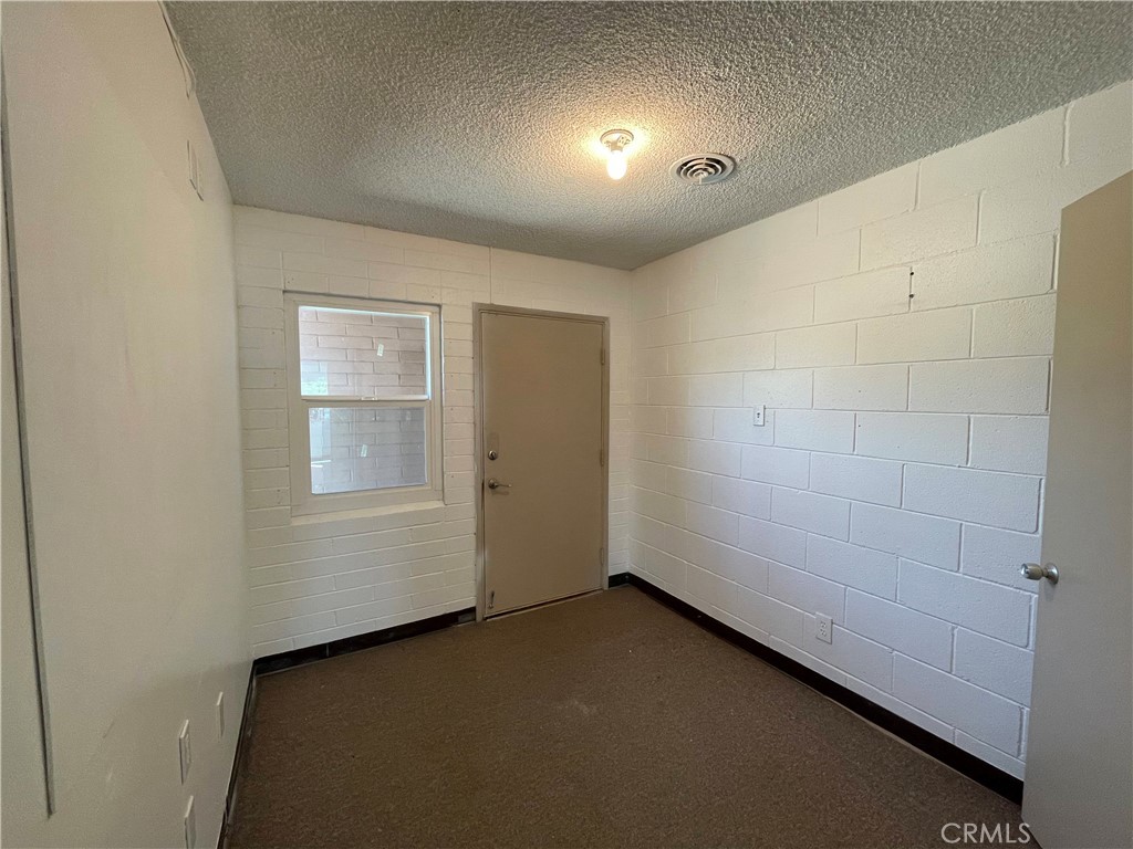 180 W Live Oak Avenue