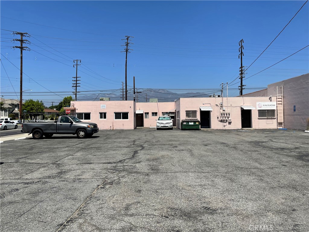 180 W Live Oak Avenue
