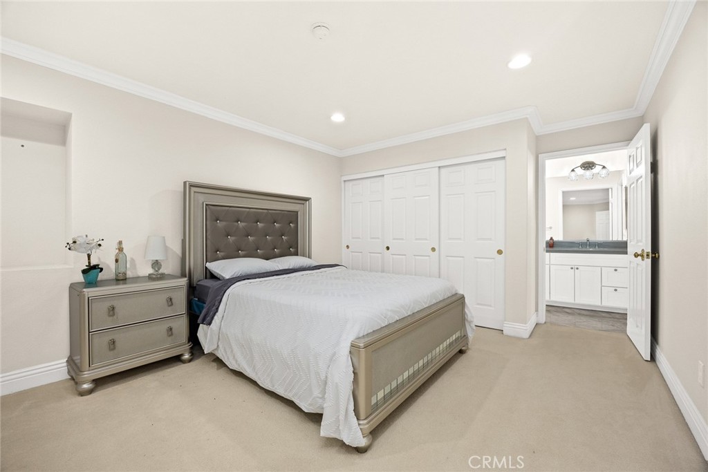 3046 Cardillo Avenue