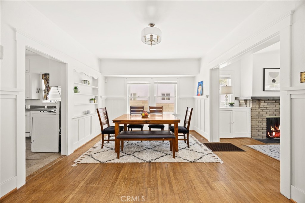 187 W Montecito Avenue