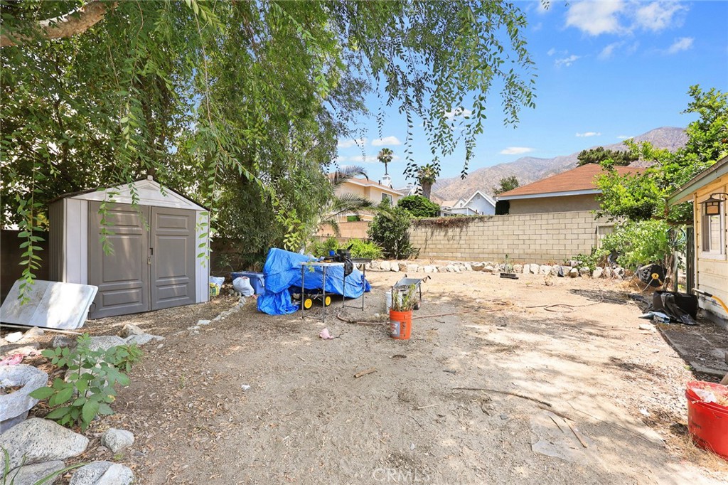 187 W Montecito Avenue