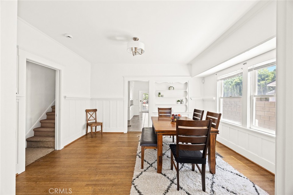 187 W Montecito Avenue