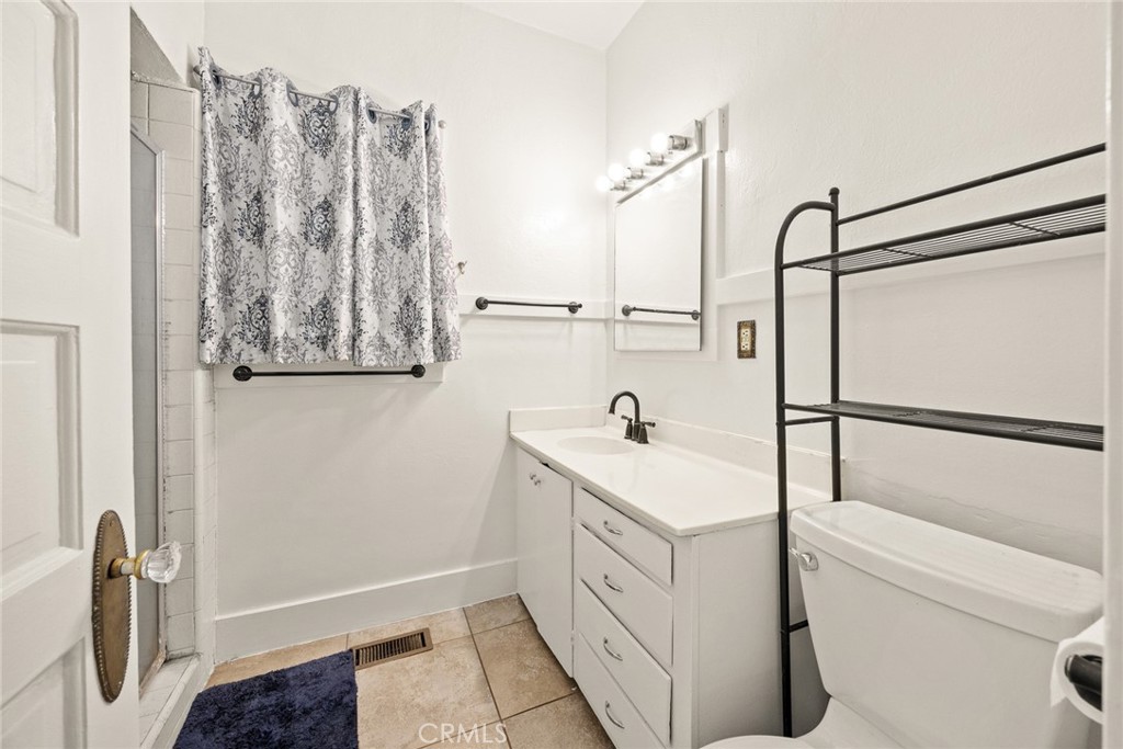 187 W Montecito Avenue