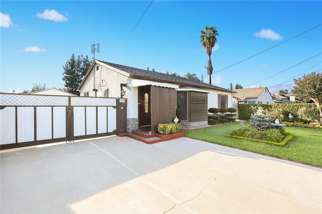 3047 S 8th