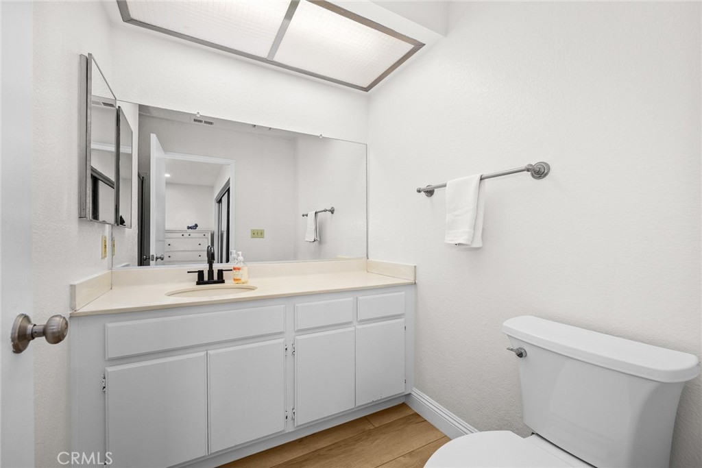 154 N Meridith Avenue 8