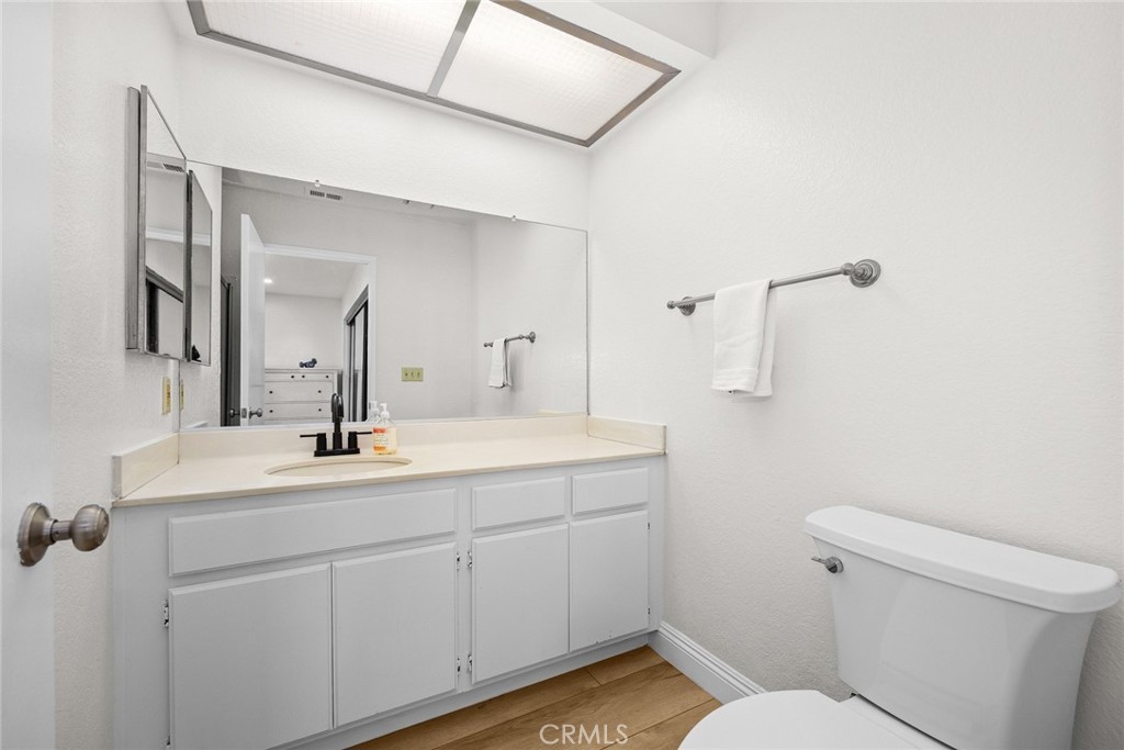 154 N Meridith Avenue 8