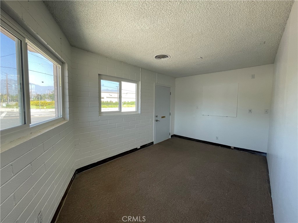 180 W Live Oak Avenue