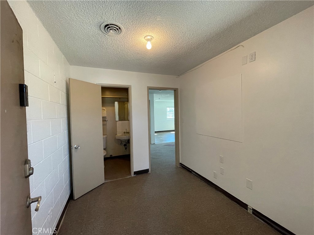 180 W Live Oak Avenue